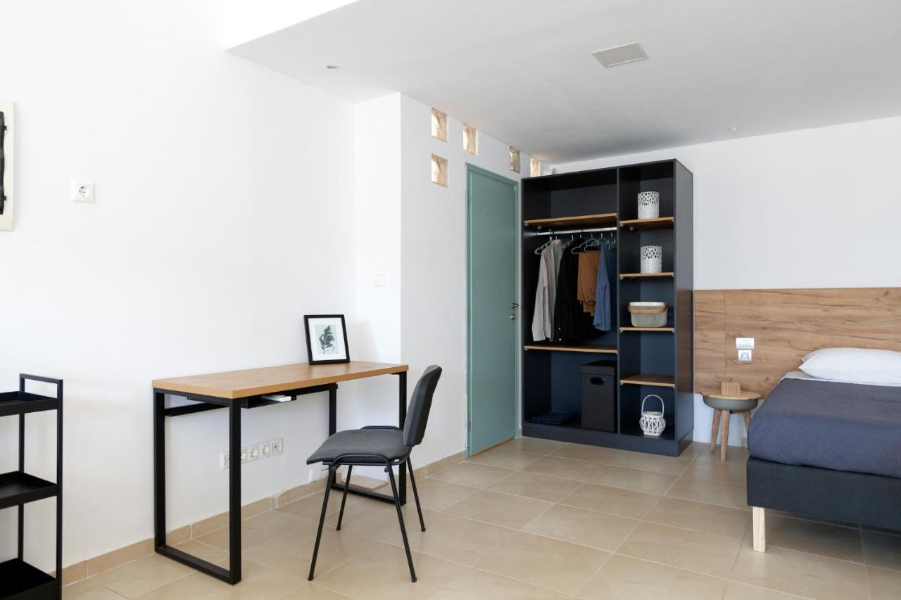 Livingfy Apt With Mountain View & Garden Vamos Exterior photo