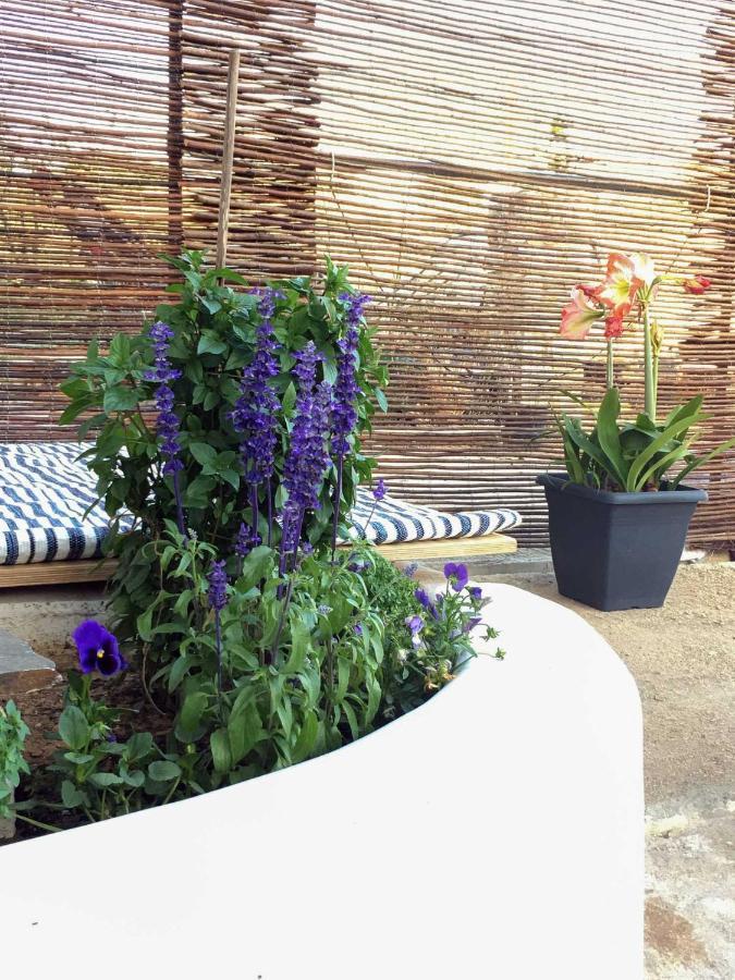Livingfy Apt With Mountain View & Garden Vamos Exterior photo